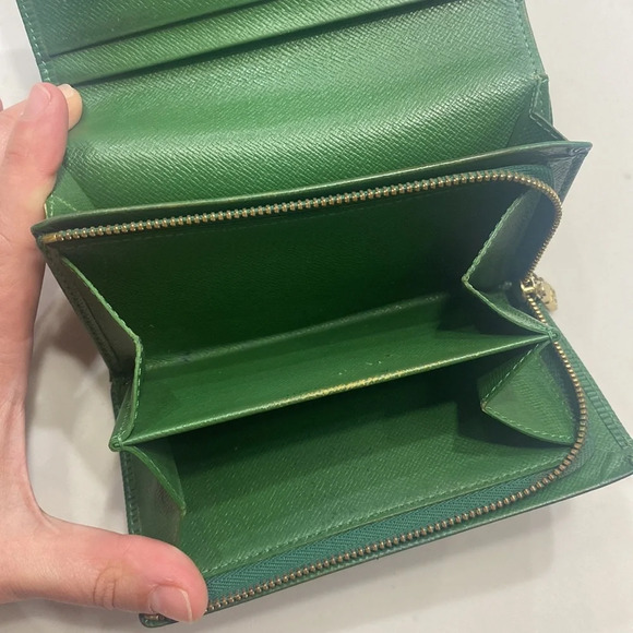 Louis Vuitton LV Green Leather Wallet Vintage EPI - Picture 4 of 11